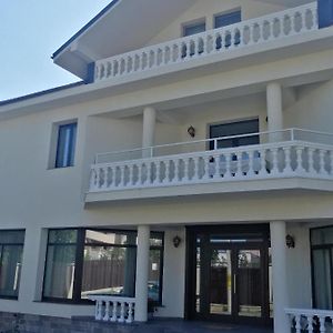 Agropensiunea Ozon Villa Piatra Neamt Exterior photo