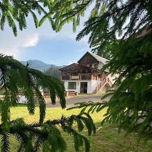 Pensiunea Turistica Tihuta Hotel Piatra Fantanele Exterior photo