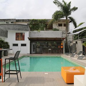 Stanislas Maison D'Hotes Bed & Breakfast Abidjan Exterior photo