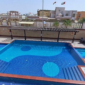 One To One Clover Hotel & Suites Ras al-Khaimah Exterior photo