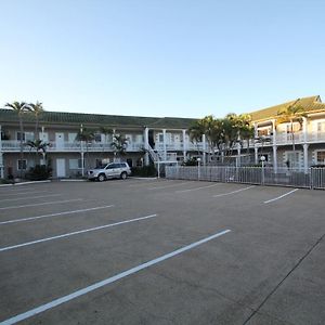 Colonial Rose Motel Townsville Exterior photo