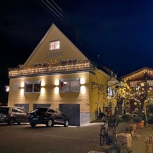 Landgasthaus Loewen Mit Gaestehaus Hotel Holzhausen  Exterior photo