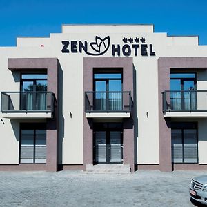 Zen Hotel Focsani Exterior photo