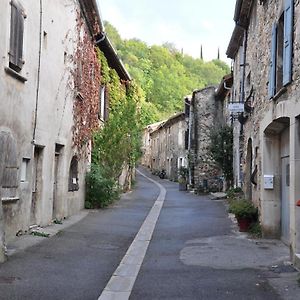 La Cle Des Champs Bed & Breakfast Saou Exterior photo