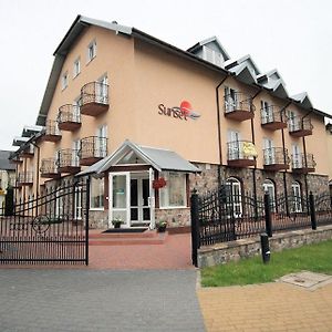 Sunset Bed & Breakfast Karwia Exterior photo