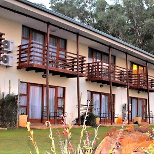 Sandford Park Country Hotel Bergville Exterior photo