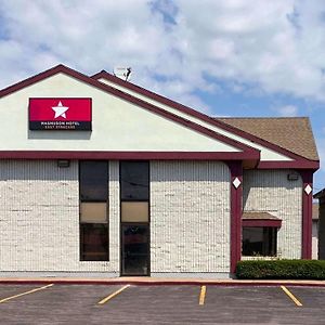 Magnuson Hotel East Syracuse Exterior photo