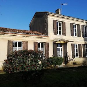 Belle Demeure Avec Espaces Verts Villa Gauriac Exterior photo