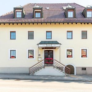 Hotel Krone Strassdorf Schwaebisch Gmuend Exterior photo