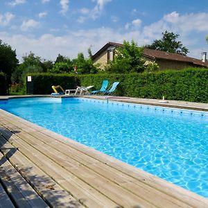 Appartement Lumineux A Blaignac 60 M² Avec Piscine Partagee Exterior photo