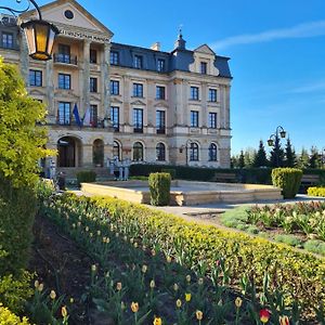 Palac Bursztynowy Hotel Wloclawek Exterior photo