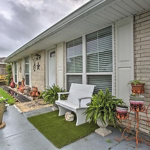 Apartment With Patio 15 Miles To French Quarter! Avondale Exterior photo