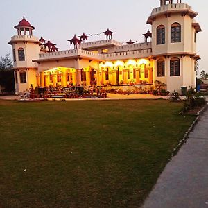 Bhanu Mahal - A Heritage Homestay Panchkula Exterior photo