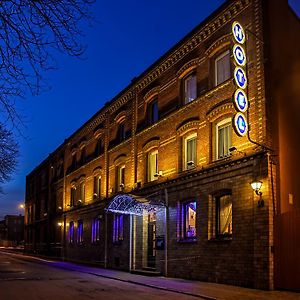 Apogeum Aparts Hotel Piekary Slaskie Exterior photo