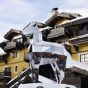 Cheval Blanc Courchevel Hotel Exterior photo