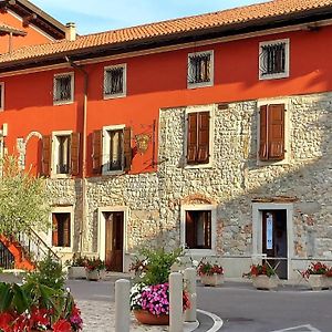 Hotel Locanda Al Pomo D'Oro Cividale Del Friuli Exterior photo