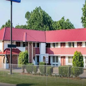 Oyo Hotel Muskogee Near Creek Nation Casino - Hwy 64 Exterior photo