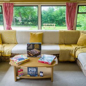 Tadpole Retreat At Lower Fields Farm Apartment Napton on The Hill Exterior photo