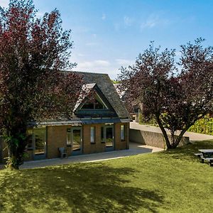 Family Villa Near The Ijsselmeer And Forrest Rijs Exterior photo