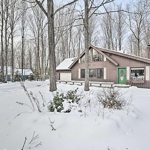 Harbor Springs Rental Home Swim And Boat Nearby! Exterior photo