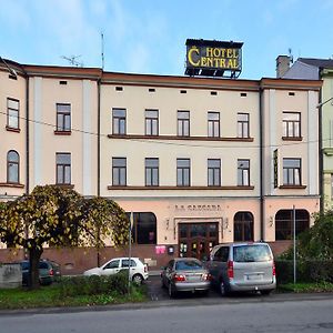 Hotel Central Cesky Tesin Exterior photo