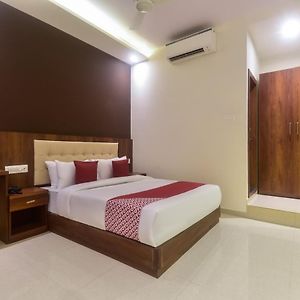 Oyo Shubham Residency Hotel Bhiwandi Exterior photo