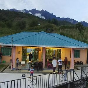 Umies Homestay 1 Kundasang Exterior photo