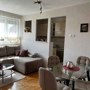 Apartman As Apartment Kraljevo Exterior photo