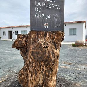 La Puerta De Arzua Hotel Exterior photo