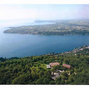 La Fiocchina - Magic Place - Apartments & Studios In Garda Lake - Countryside Farmhouse, Inside The Middle Of The Lake Salo Exterior photo