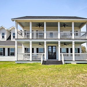 Spacious Texas Getaway With Fire Pit And Pond! Villa Yorktown Exterior photo