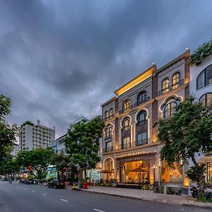 Golden Tree Apartments Bandar Ho Chi Minh Exterior photo