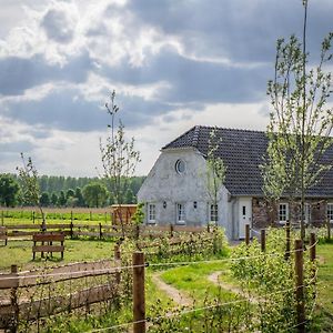 B&B Hoeve Klein Haneveld Sint-Oedenrode Exterior photo