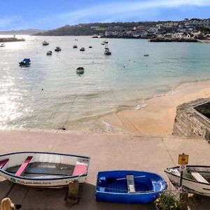 Eias - Harbour Front Apartment With Fantastic Views St Ives  Exterior photo