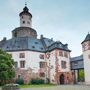 Hotel Schloss Budingen Exterior photo