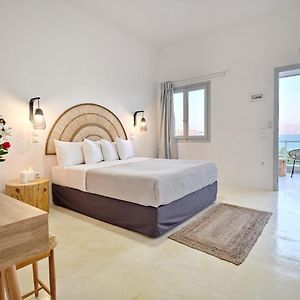 Bonatsa Beach House Bed & Breakfast Kimolos Exterior photo