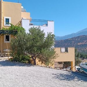 Το Σπίτι Που Σε Ταξιδεύει Villa Agia Galini  Exterior photo