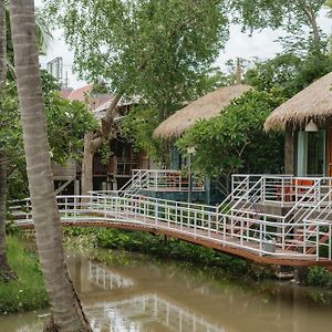 Karaboon Wellness Villa Phitsanulok Exterior photo