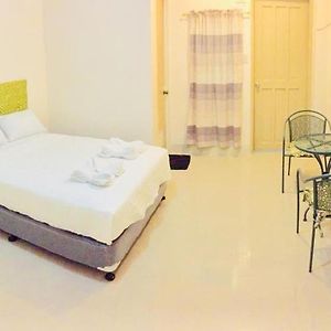 Dreamway House Bed & Breakfast Bed & Breakfast Roxas City Exterior photo