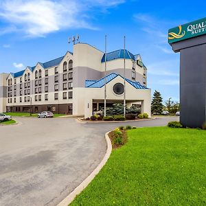 Quality Suites Milwaukee Airport Exterior photo