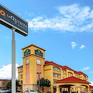 La Quinta By Wyndham Dfw Airport West - Bedford Hotel Exterior photo