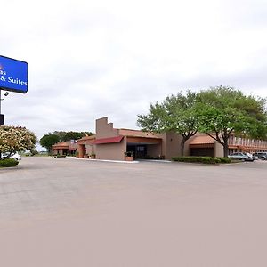 Americas Best Value Inn And Suites Victoria Exterior photo