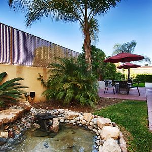 Best Western Burbank Airport Inn Los Angeles Exterior photo