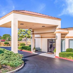 Quality Inn Suwanee I-85 Exterior photo