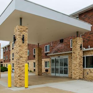 Clarion Pointe Bettendorf - Quad Cities Hotel Exterior photo