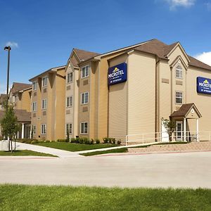 Microtel Inn & Suites Kenedy Exterior photo