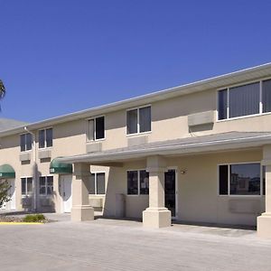 Super 8 By Wyndham Aransas Pass Hotel Exterior photo