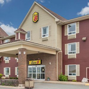 Super 8 By Wyndham Windsor Ns Hotel Exterior photo