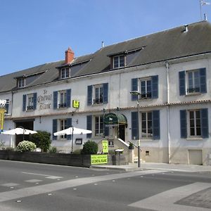 Logis Hostellerie Du Cheval Blanc Sainte-Maure-de-Touraine Exterior photo