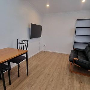 Modern 1 Bedroom Studio Free Parking Close To Cbd Burnie Exterior photo